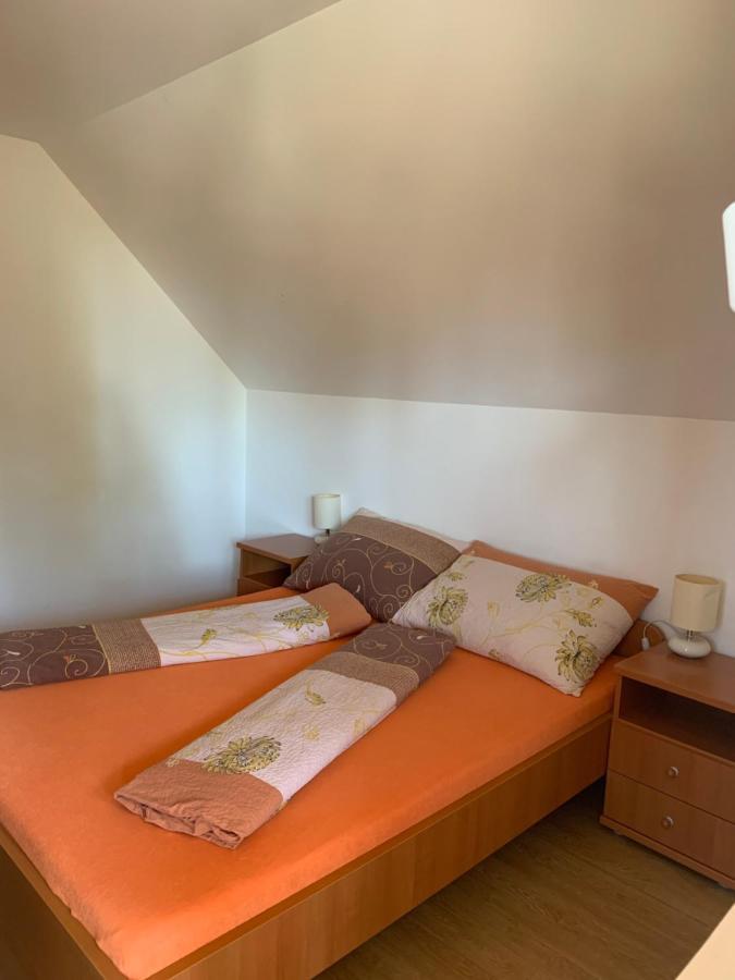 Hableany Etterem, Pizzeria Es Vendeghaz Bed & Breakfast บาลาตอนมารีอาเฟือร์เดอ ภายนอก รูปภาพ